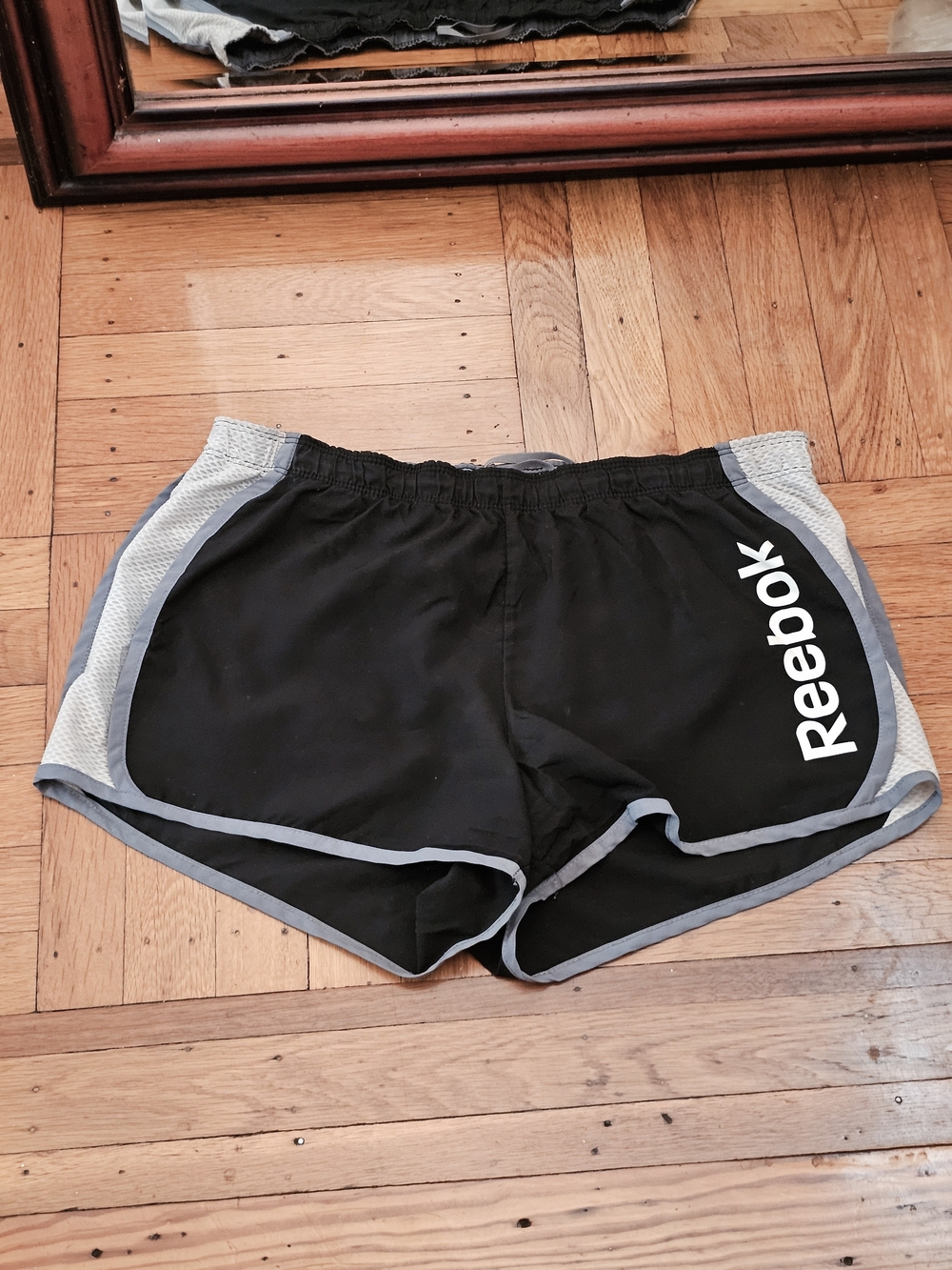 Reebok Active Running Black Drawstring Built-In Brief Women’s Shorts, Size M